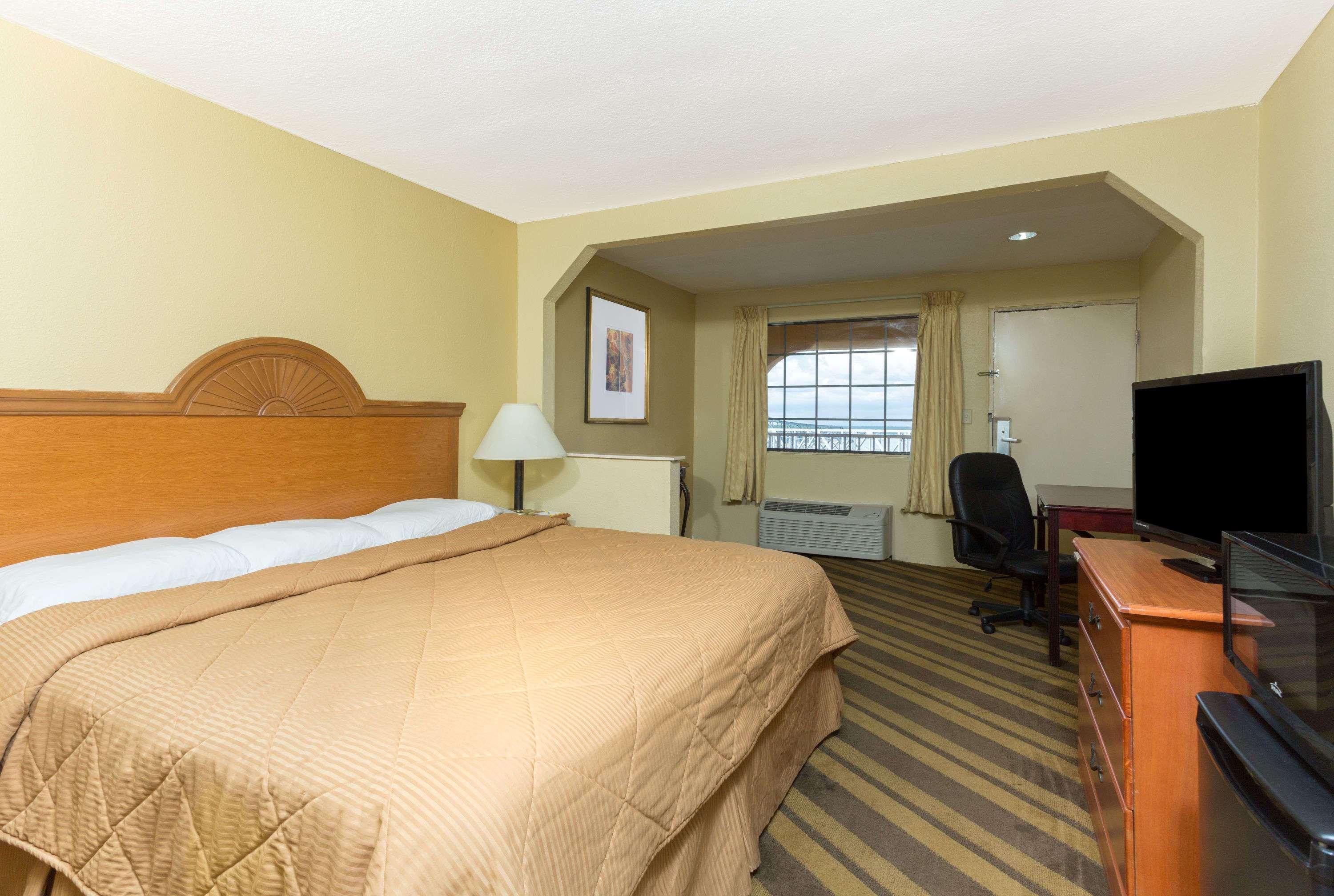Days Inn & Suites By Wyndham Vicksburg Buitenkant foto
