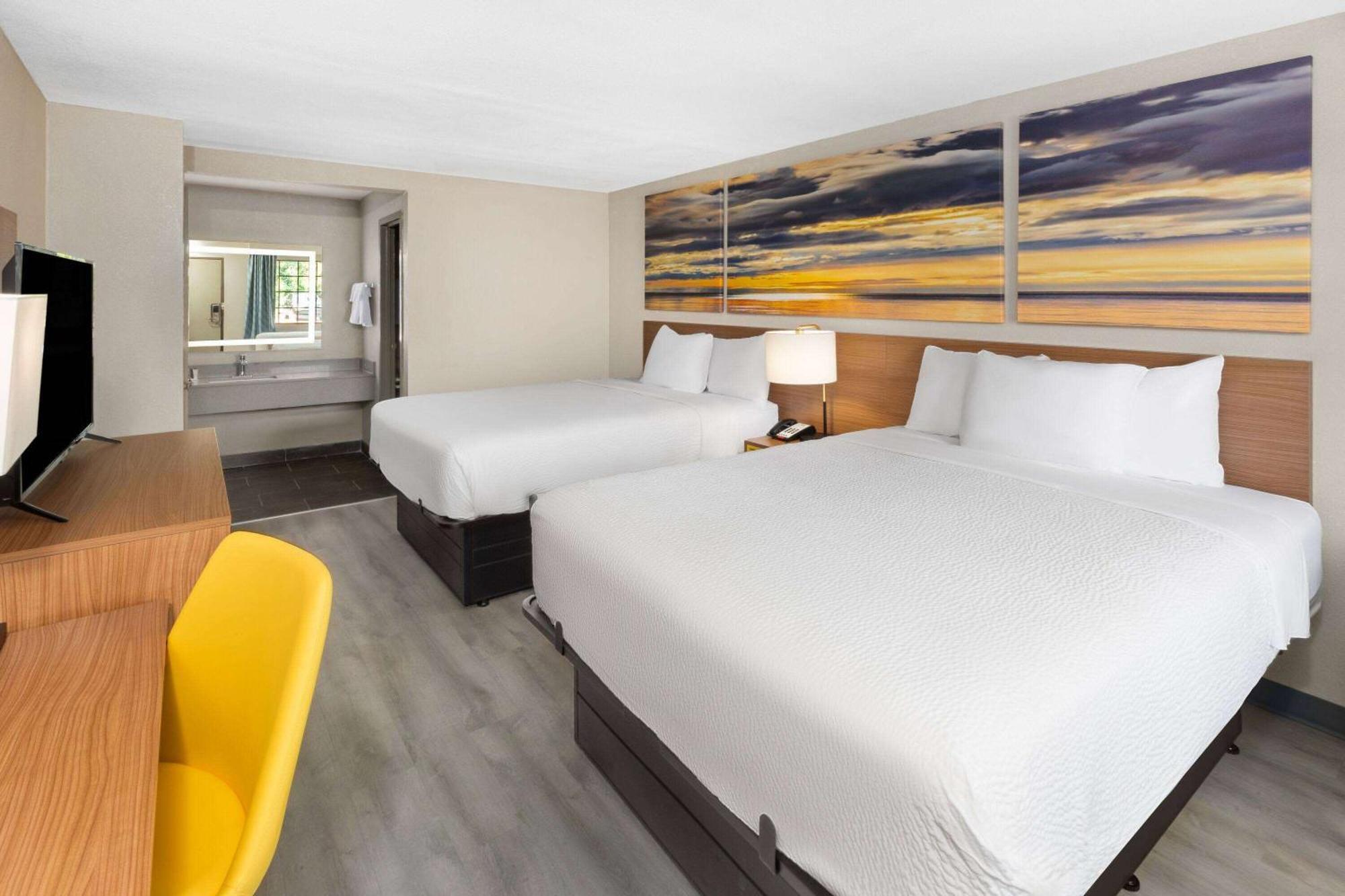 Days Inn & Suites By Wyndham Vicksburg Buitenkant foto