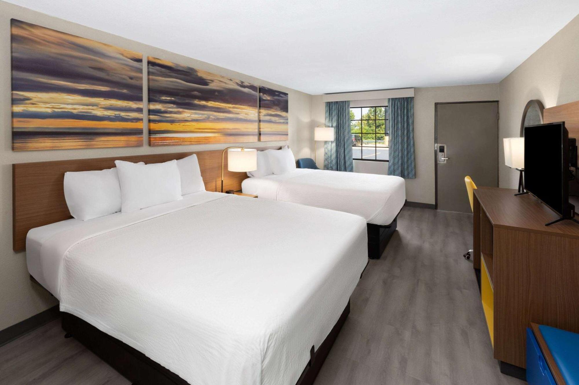 Days Inn & Suites By Wyndham Vicksburg Buitenkant foto